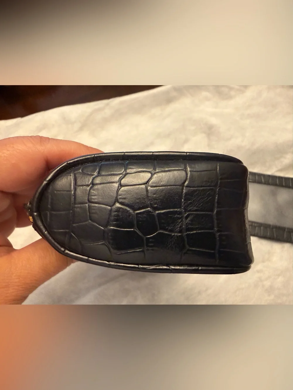 Vintage Etienne Aigner black croc-embossed leather pouch clutch & ID card holder